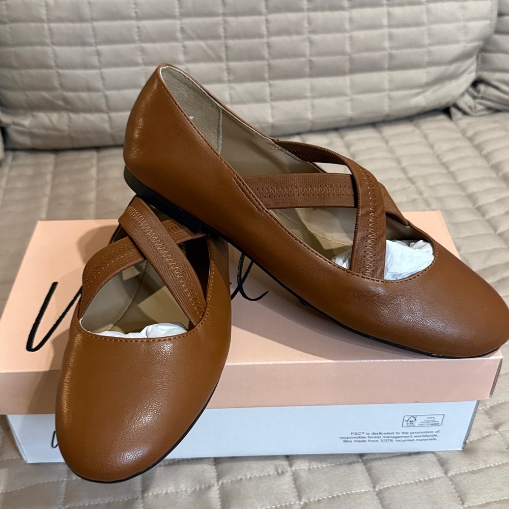 Wild Pair Women's Tan Flats